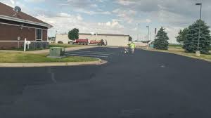 Best Custom Driveway Design  in Rosenberg, TX